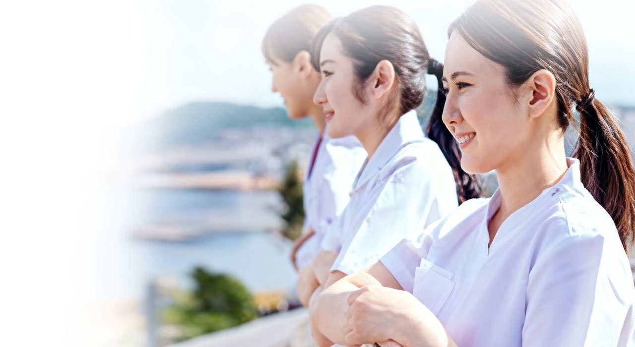 「慈しみの心」を原点に、南港の地に根ざした温もりの医療を目指して。咲洲病院は医療療養病床135床 障害者一般病床16床の病院です。